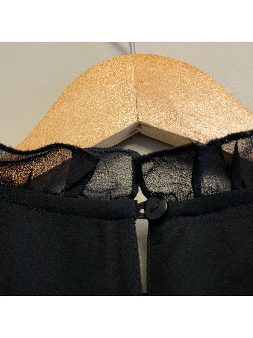 ICHI Black Ruffled Tiered Quarter Sleeve Mandarin Collar Blouse Size 36 - Picture 3 of 8